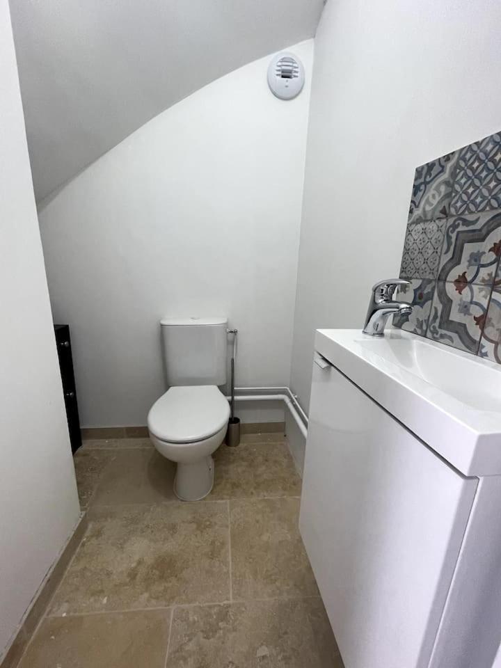 Gite Les Minimes II Avallon Exteriör bild