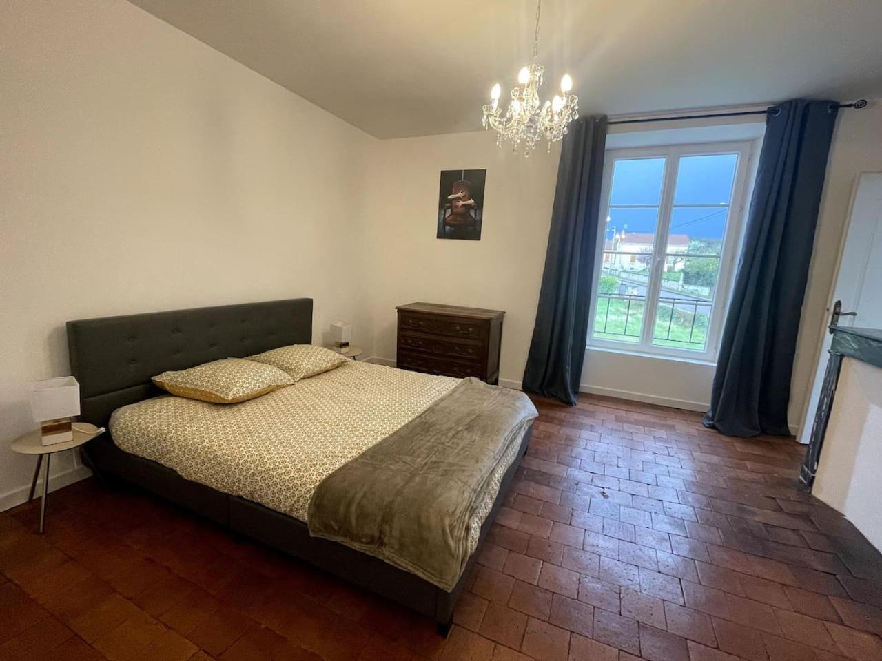 Gite Les Minimes II Avallon Exteriör bild